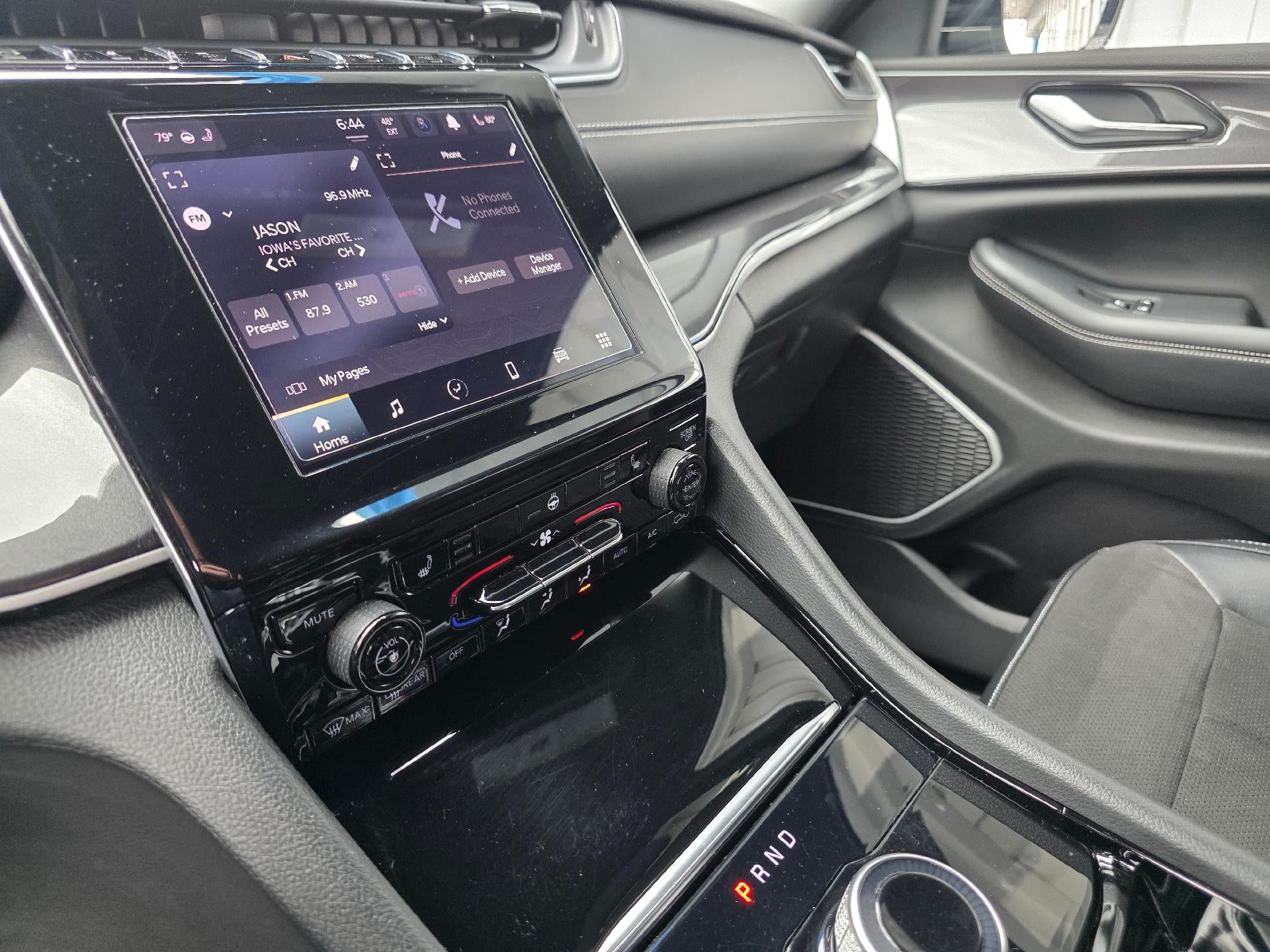 2022 Jeep Grand Cherokee Altitude