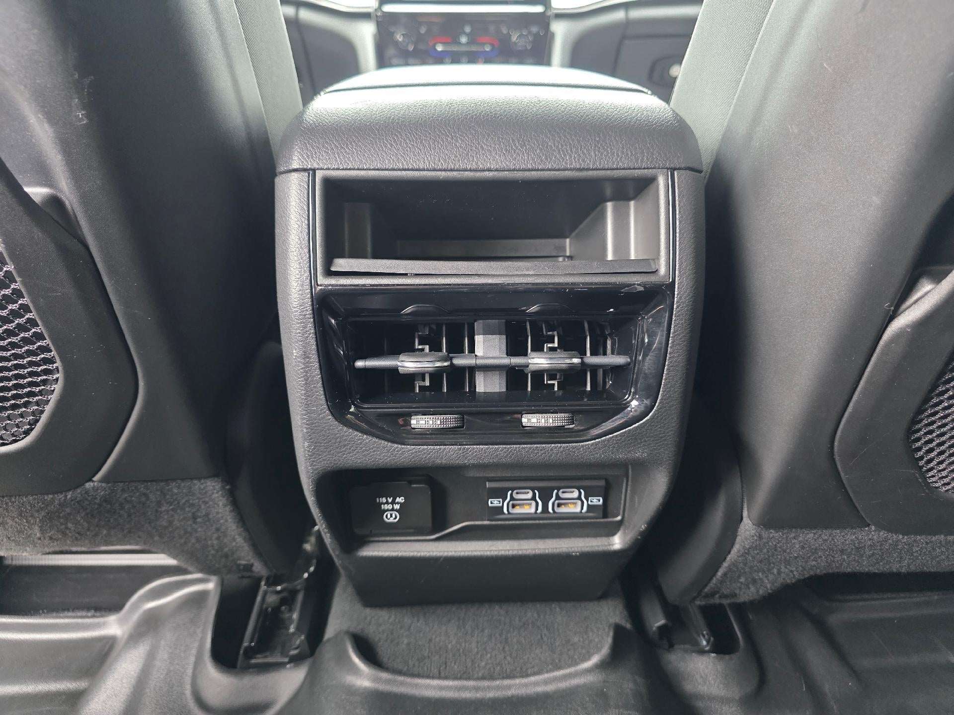 2022 Jeep Grand Cherokee Altitude