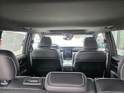 2022 Jeep Grand Cherokee Altitude