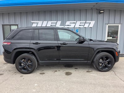 2022 Jeep Grand Cherokee Altitude