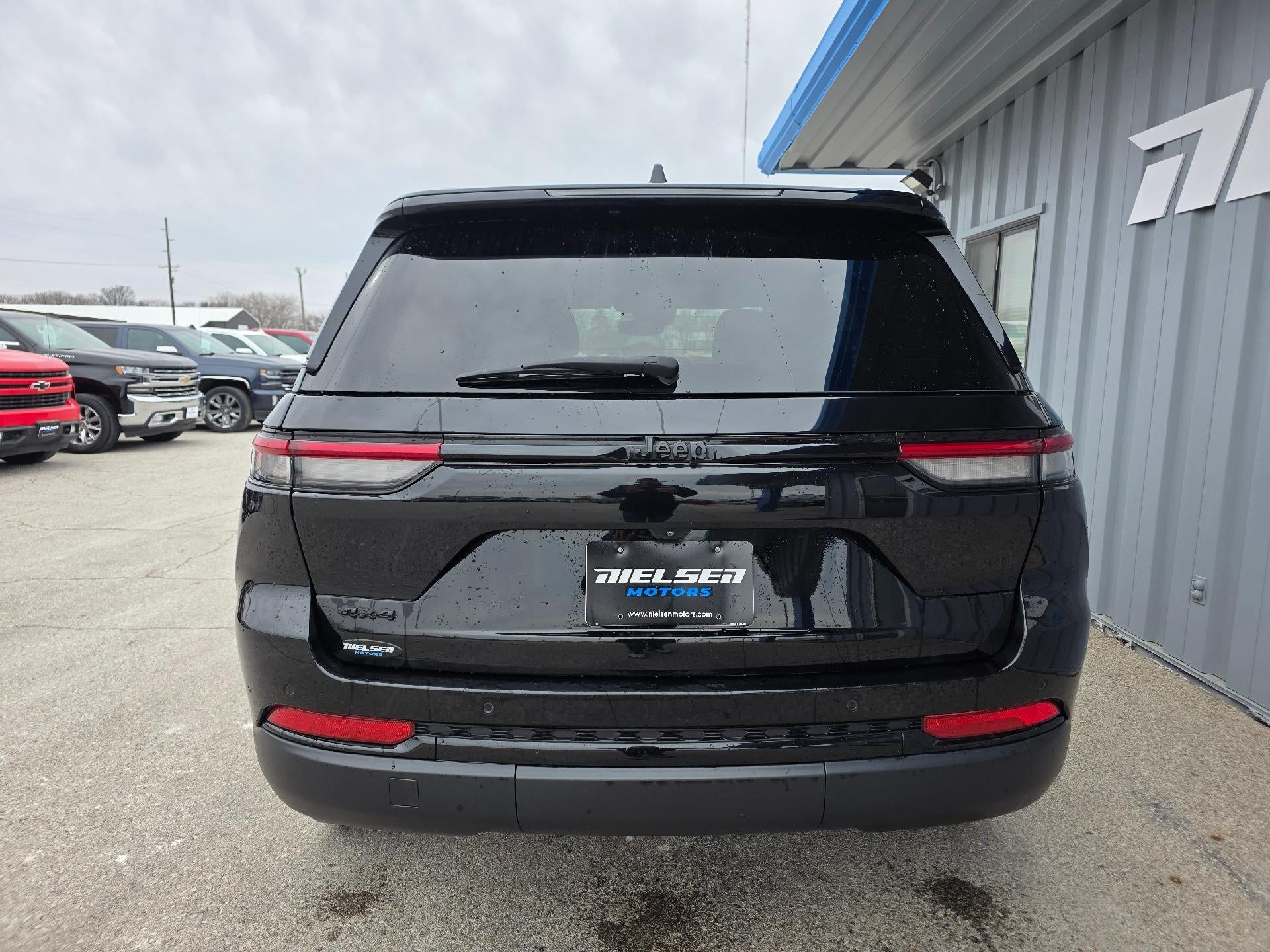 2022 Jeep Grand Cherokee Altitude