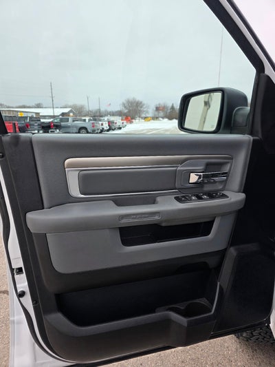 2016 RAM 1500 Big Horn