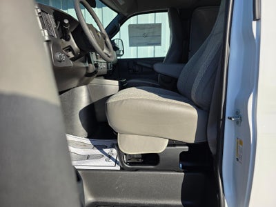 2025 Chevrolet Express Cargo 3500 WT