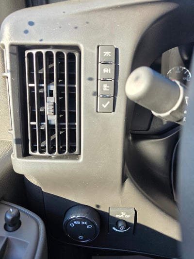 2025 Chevrolet Express Cargo 3500 WT