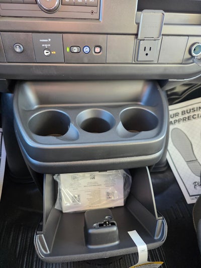 2025 Chevrolet Express Cargo 3500 WT