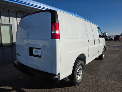 2025 Chevrolet Express Cargo 3500 WT