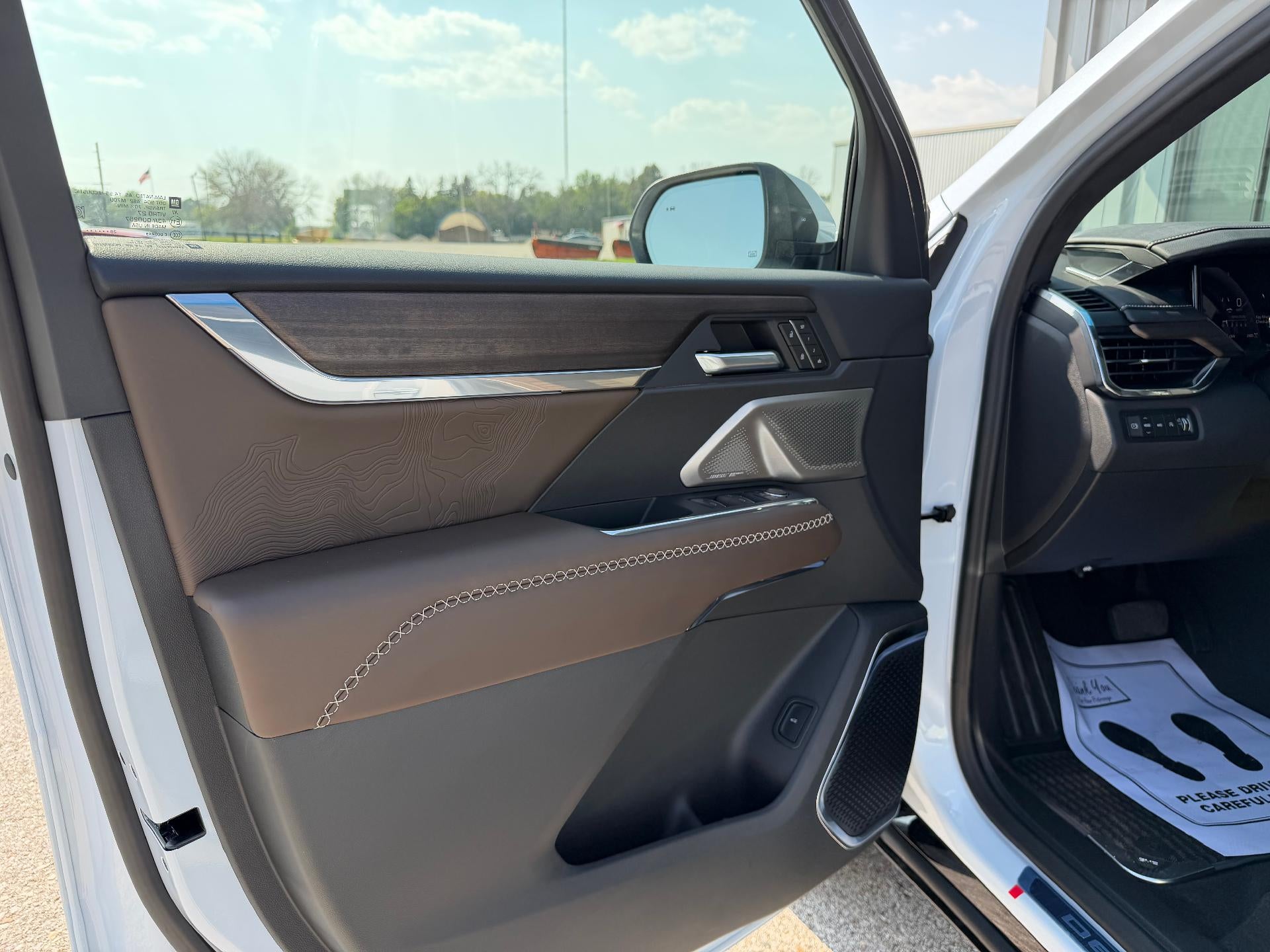 2027 GMC Acadia Denali Ultimate