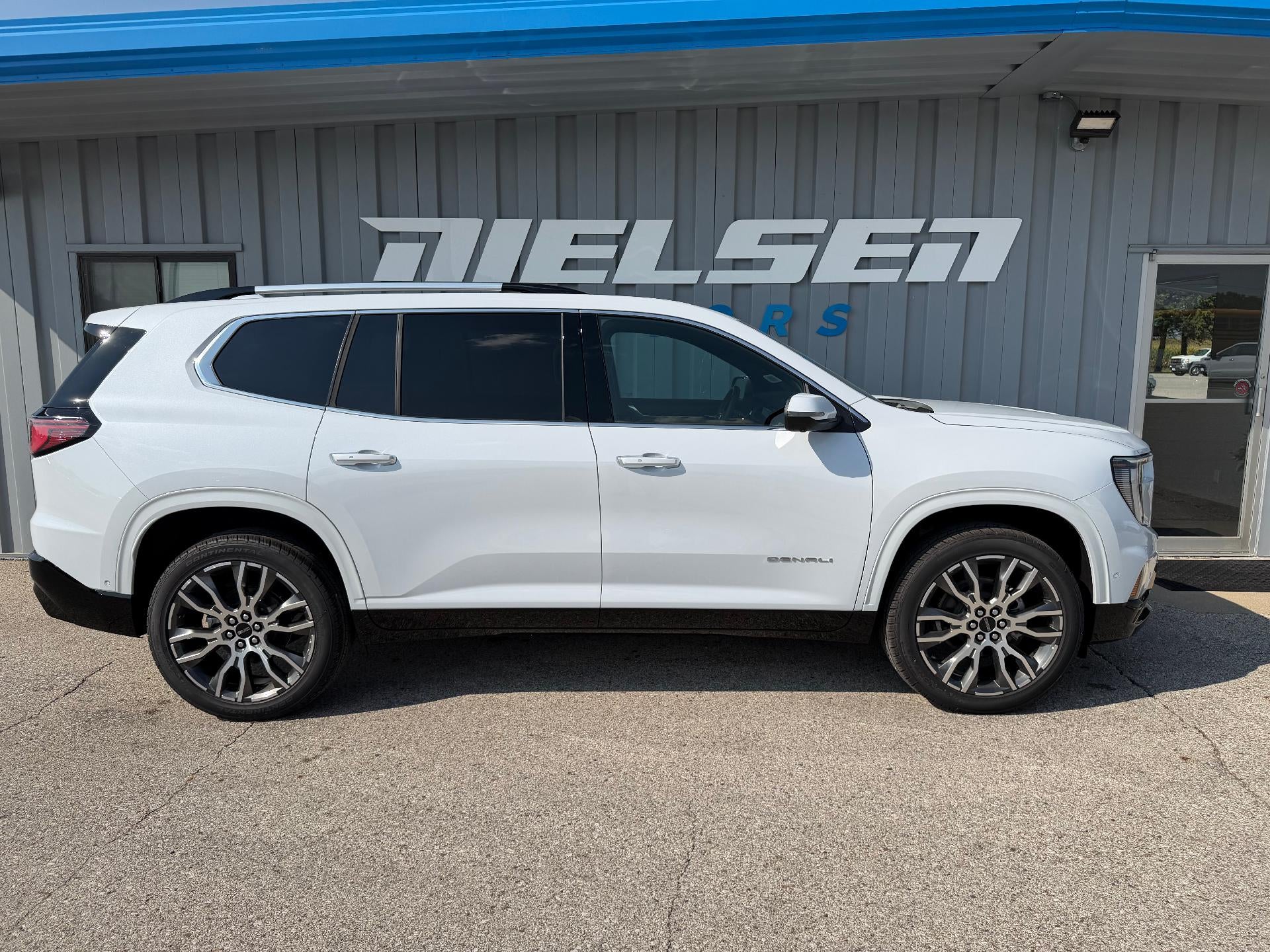 2027 GMC Acadia Denali Ultimate