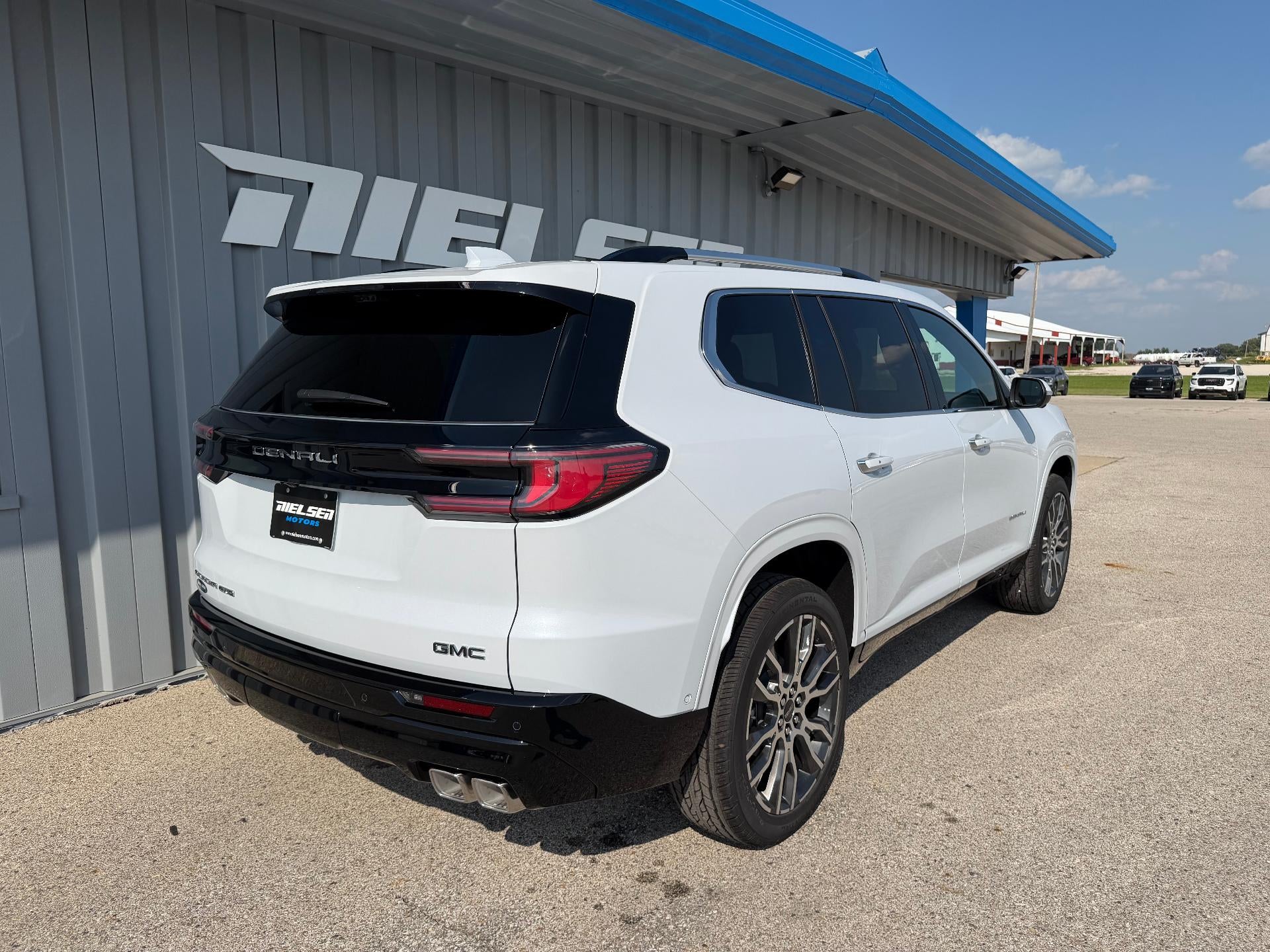 2027 GMC Acadia Denali Ultimate