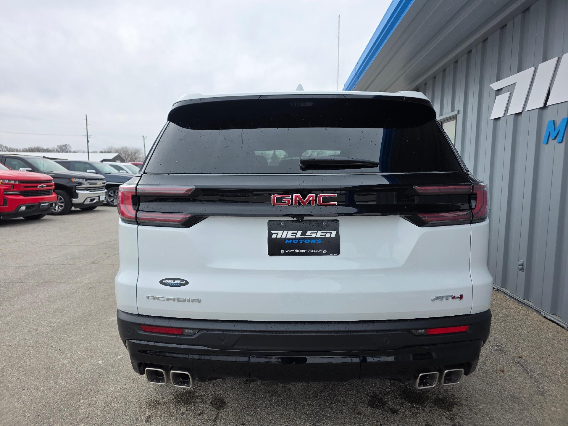 2026 GMC Acadia AT4