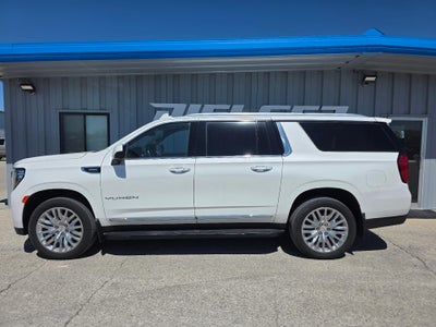 2023 GMC Yukon XL SLT
