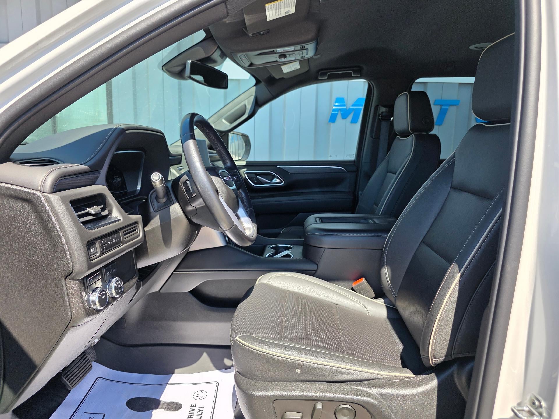 2023 GMC Yukon XL SLT