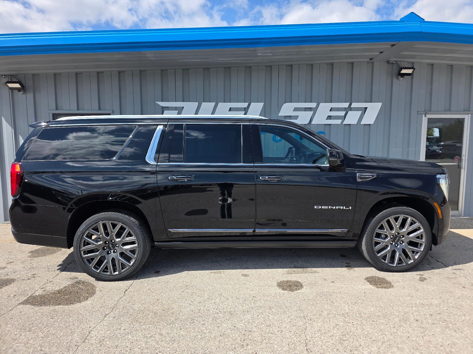 2026 GMC Yukon XL Denali Ultimate