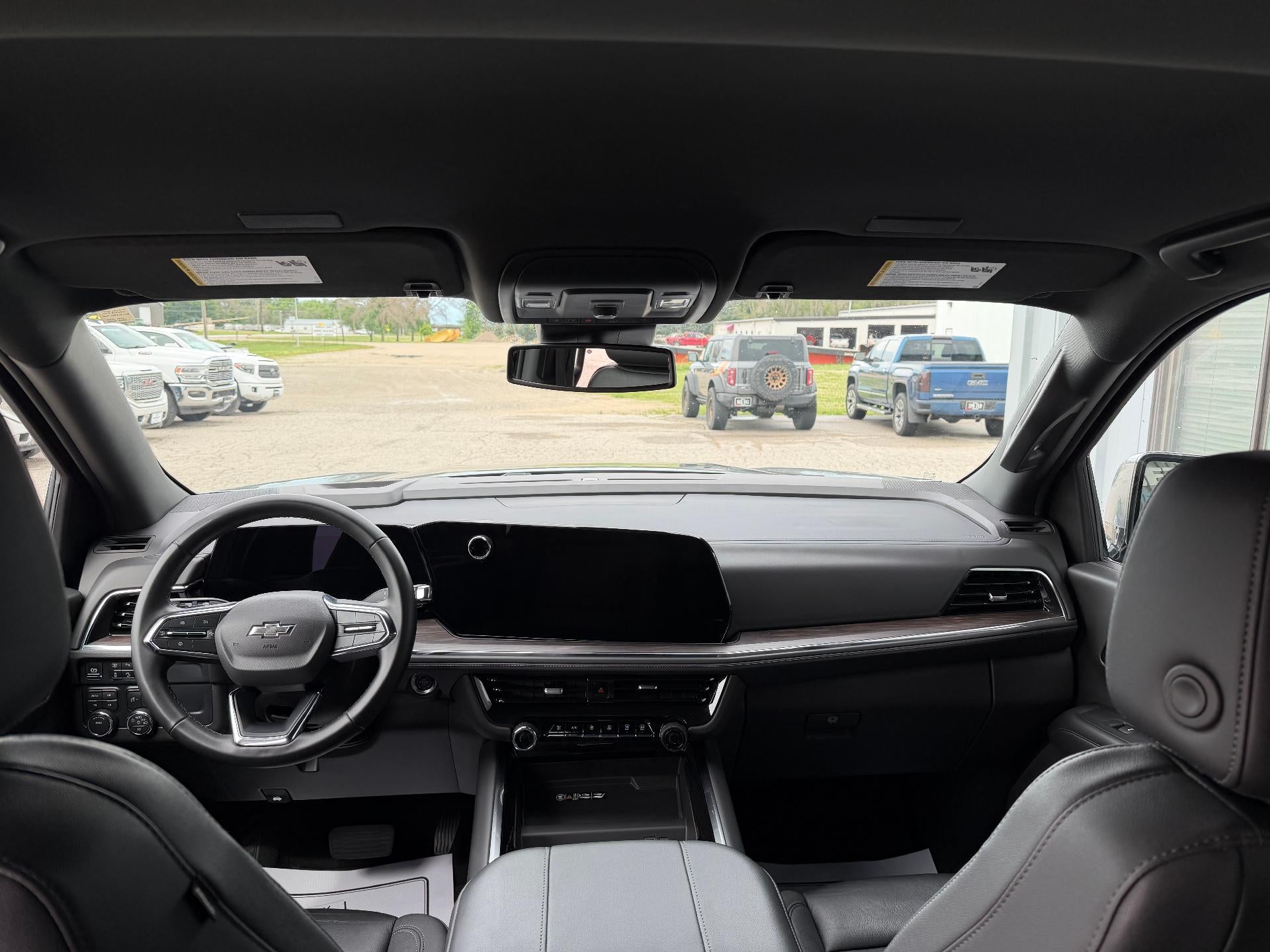 2025 Chevrolet Suburban Z71