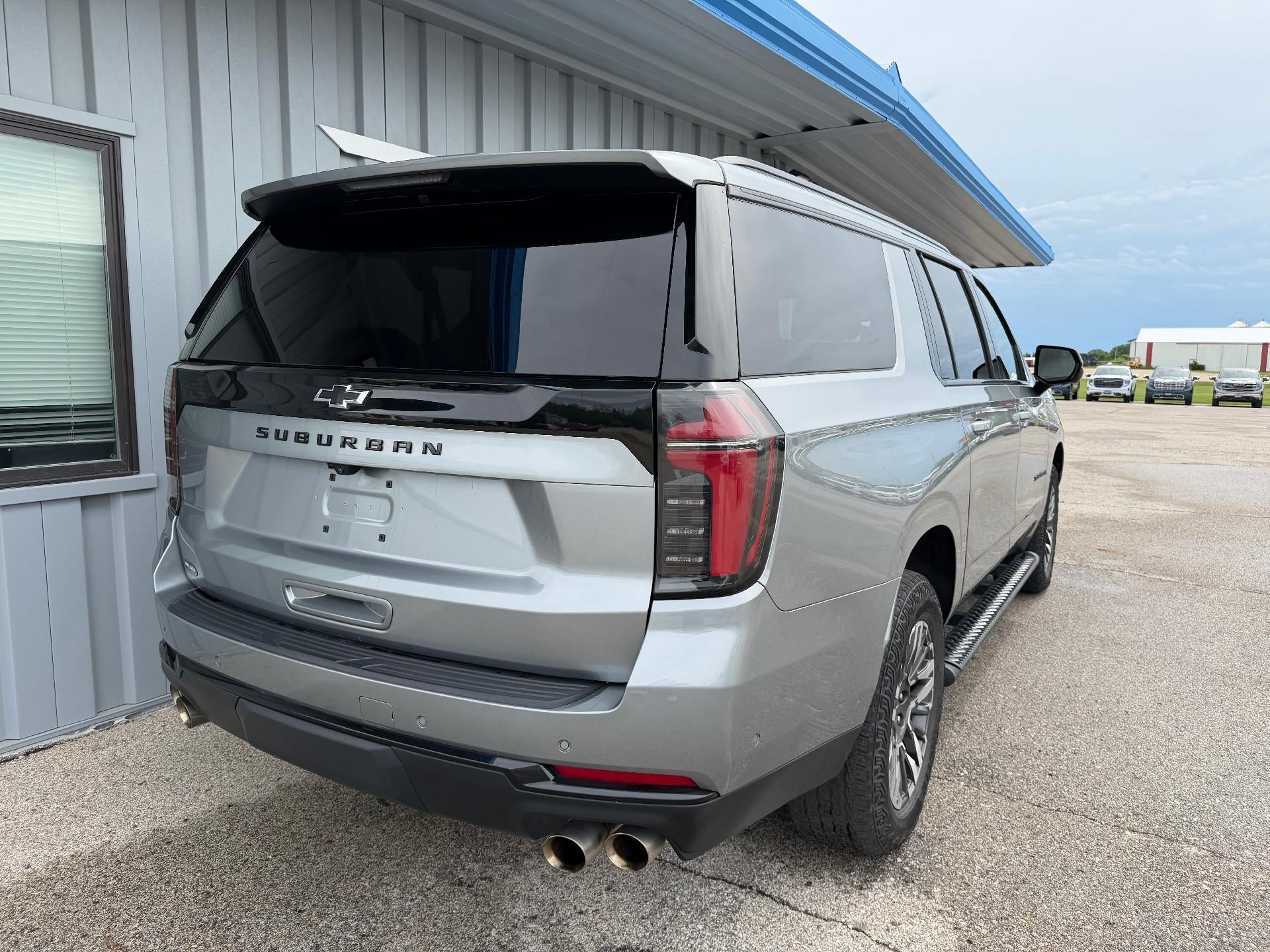 2025 Chevrolet Suburban Z71