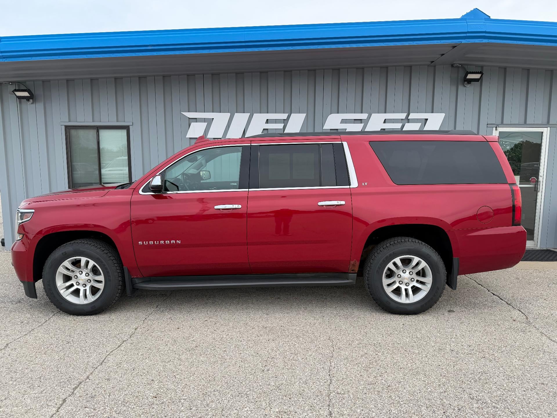 2015 Chevrolet Suburban LT
