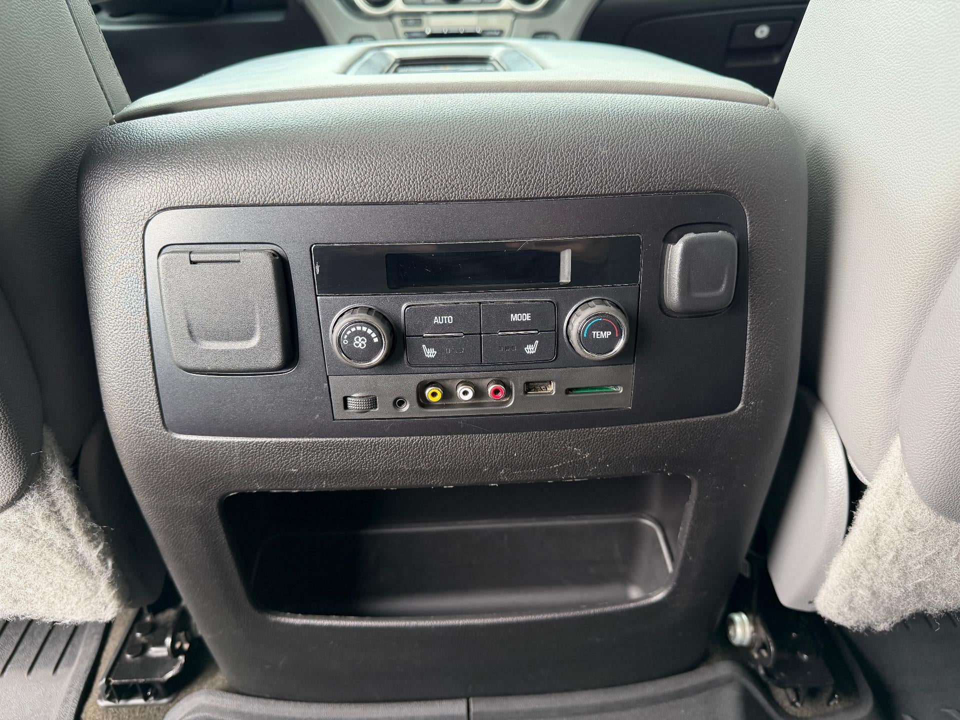 2015 Chevrolet Suburban LT