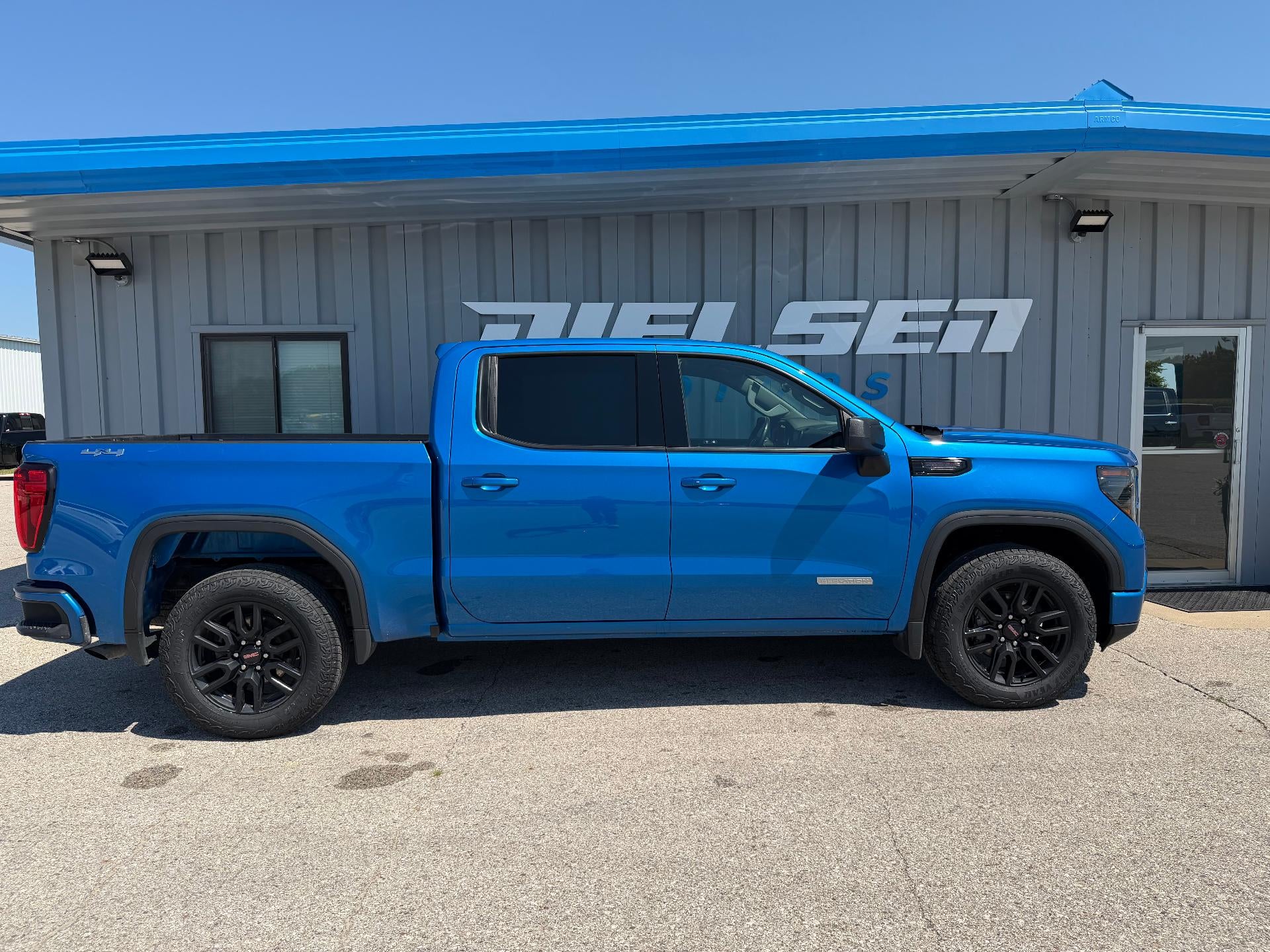2022 GMC Sierra 1500 Elevation