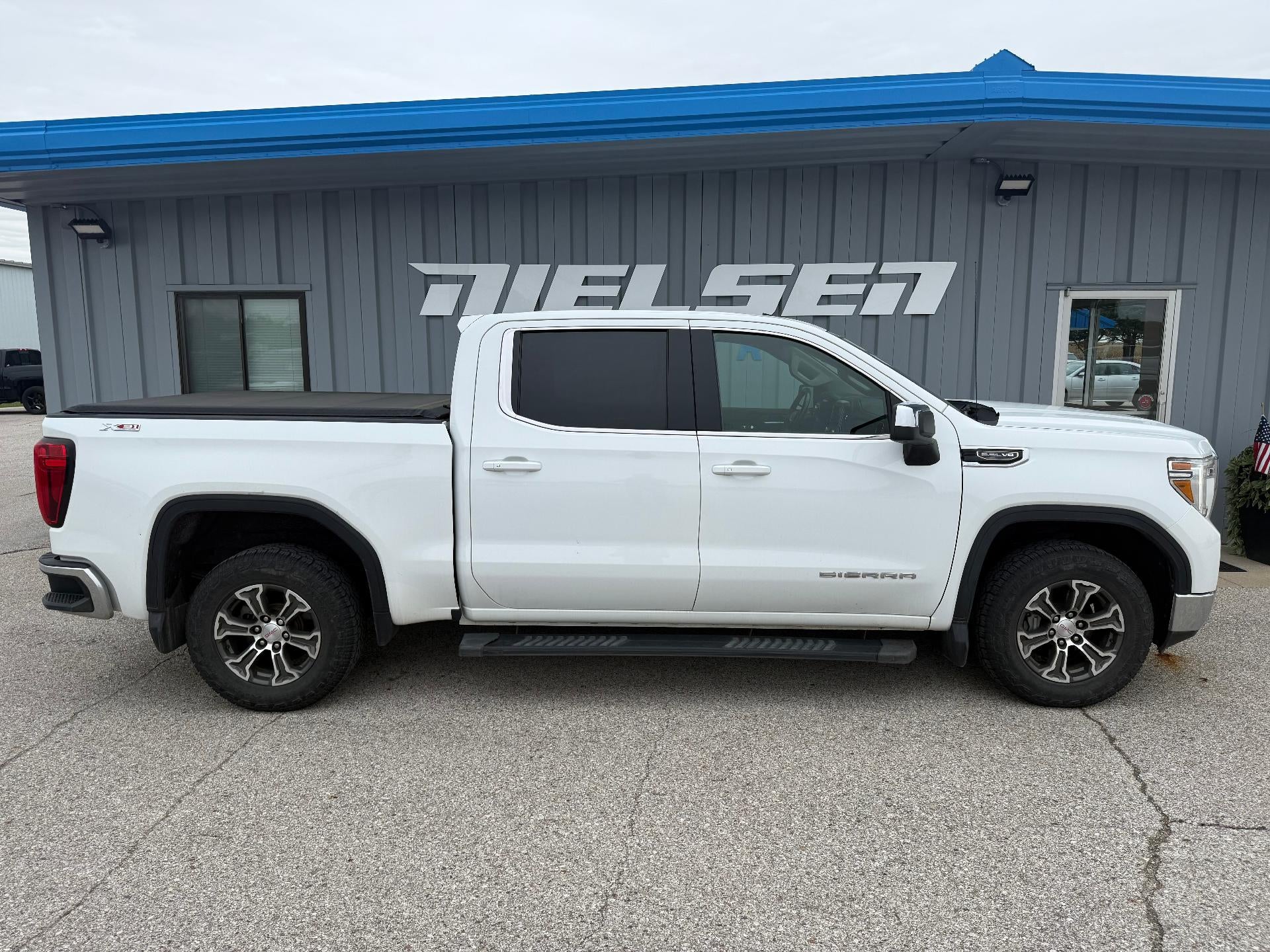 2021 GMC Sierra 1500 SLE