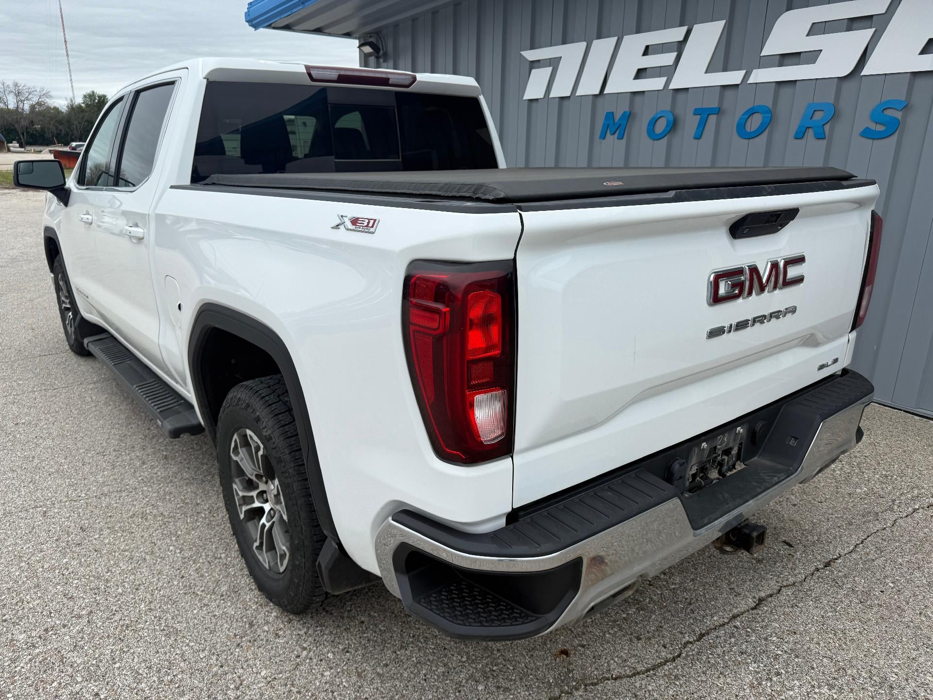 2021 GMC Sierra 1500 SLE