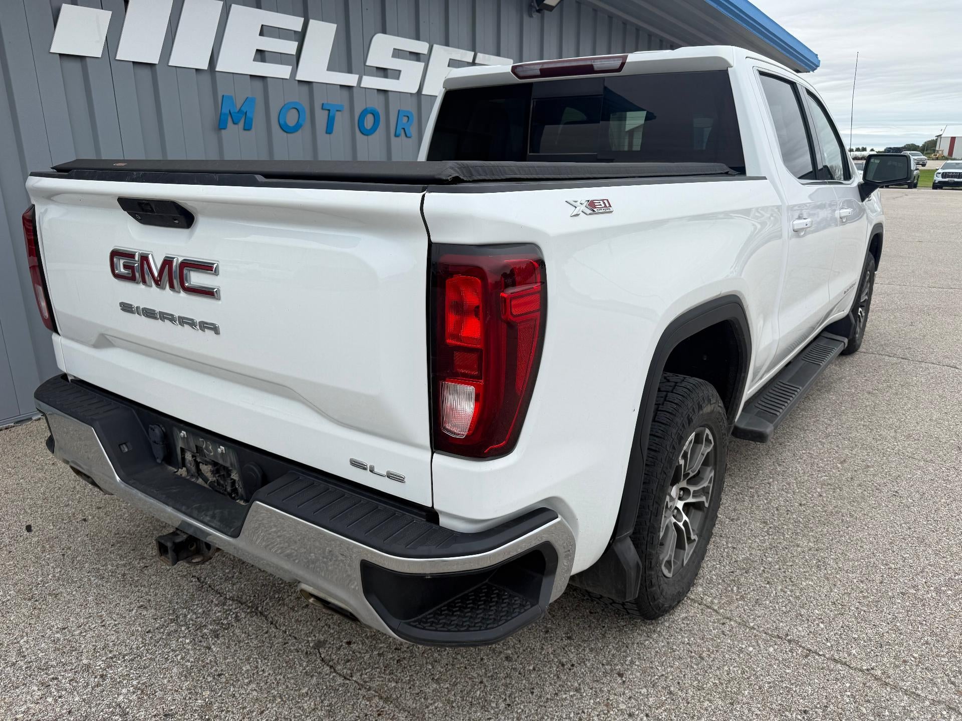 2021 GMC Sierra 1500 SLE