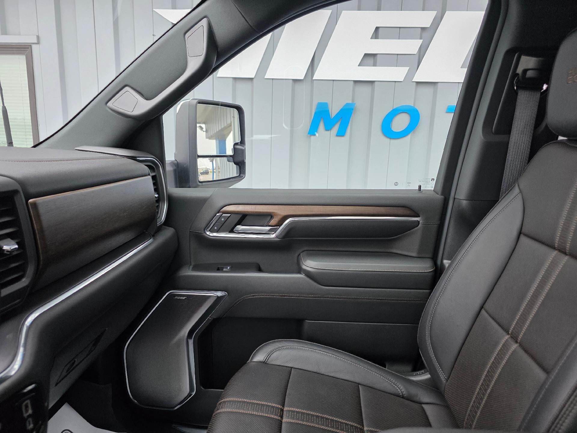 2024 Chevrolet Silverado 2500 HD High Country