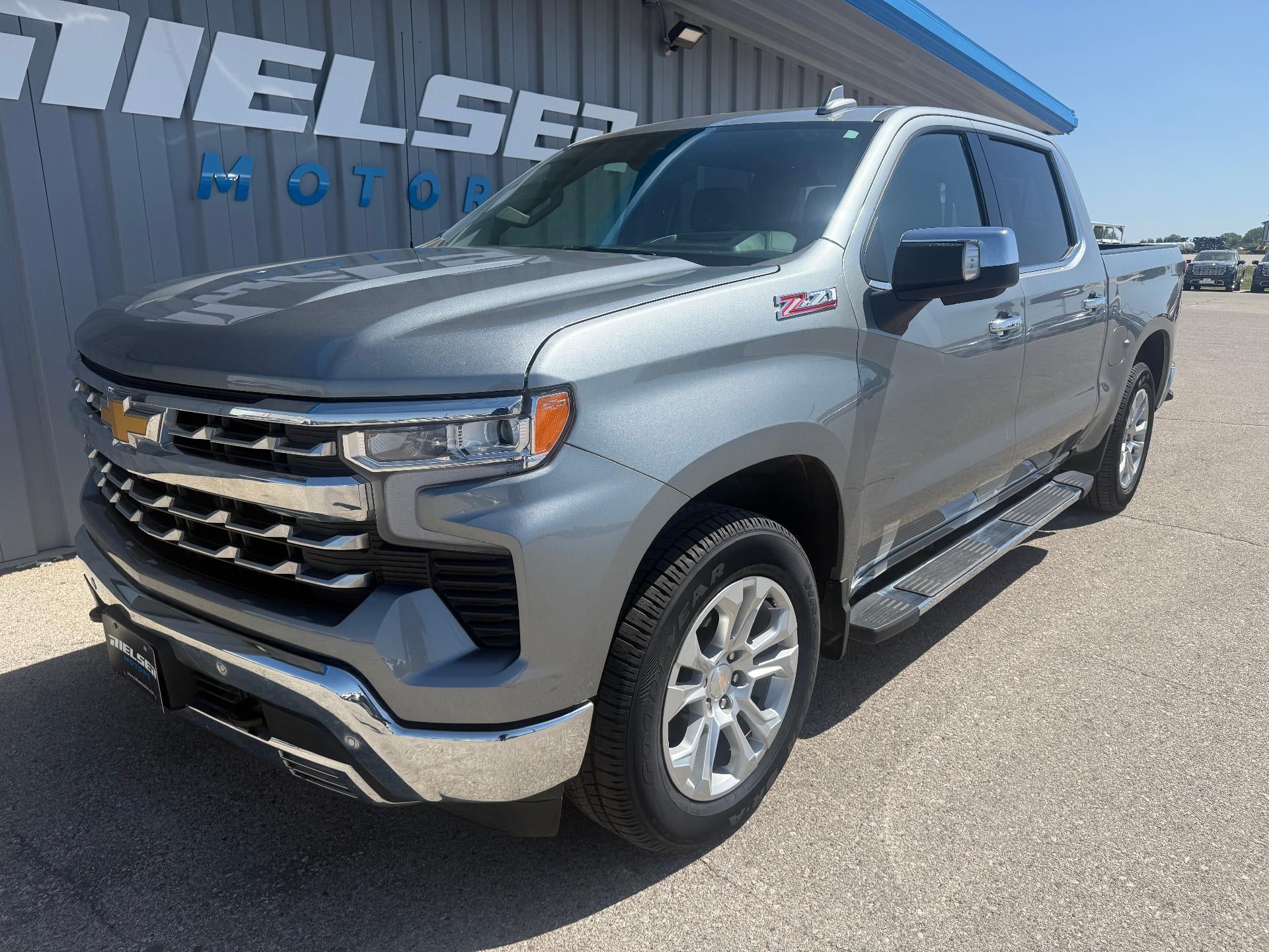 2024 Chevrolet Silverado 1500 LTZ