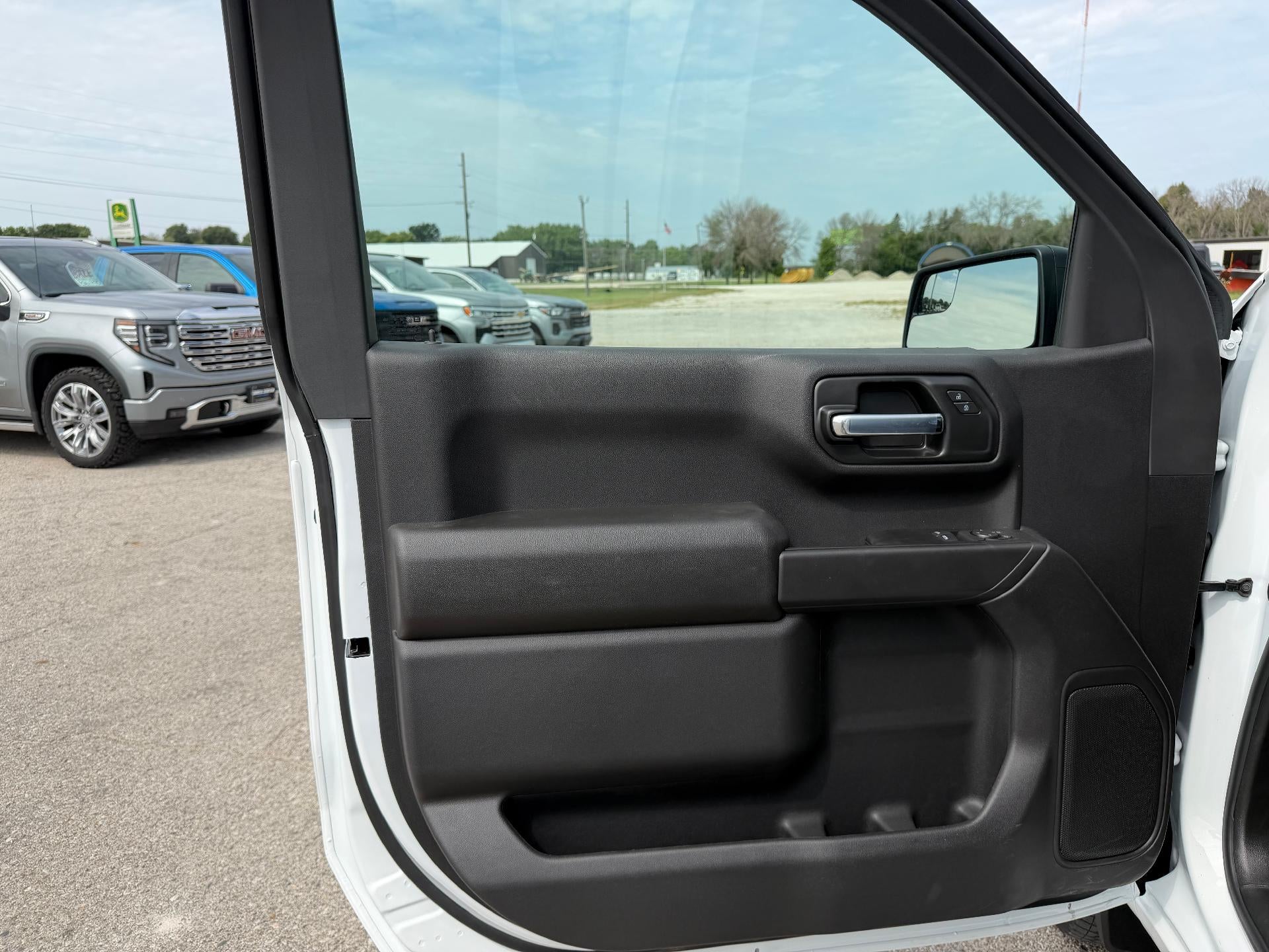 2026 GMC Sierra 1500 Pro - Photo 10