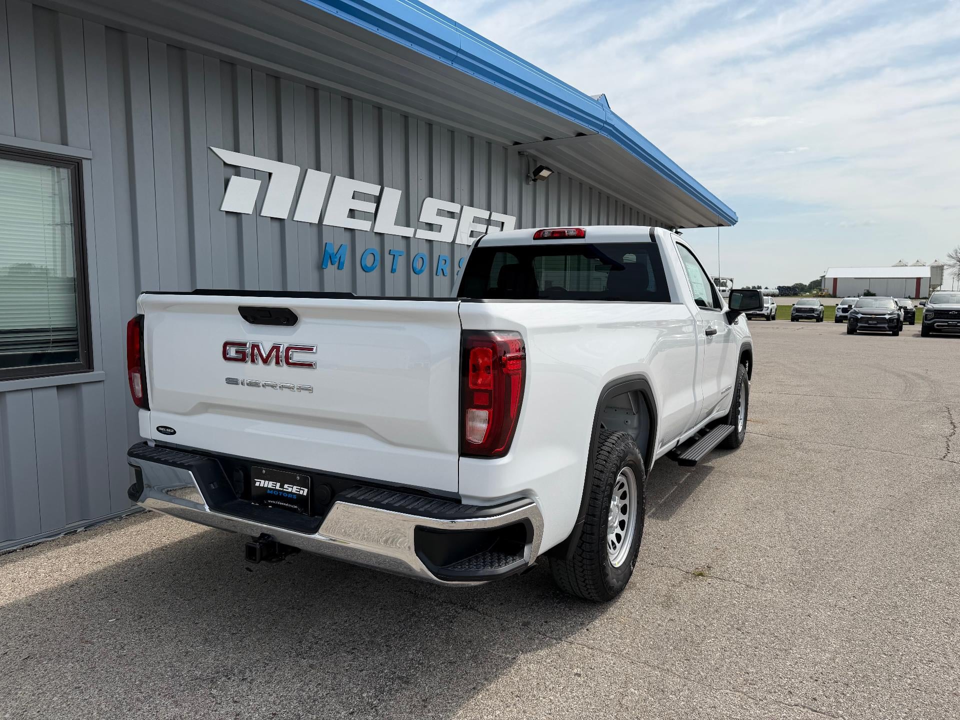 2026 GMC Sierra 1500 Pro - Photo 6