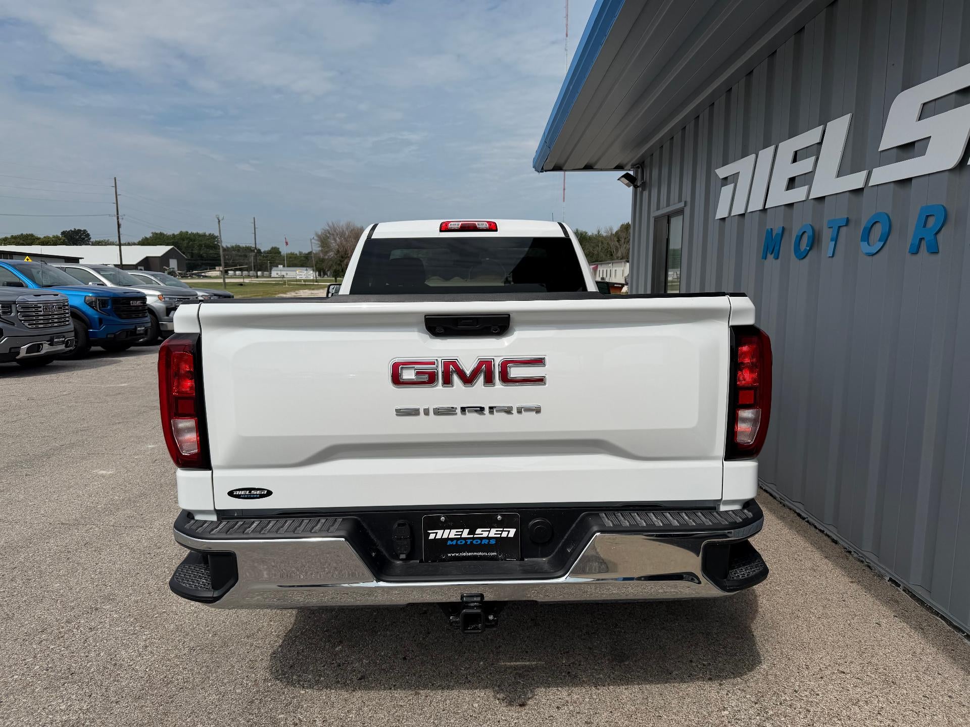 2026 GMC Sierra 1500 Pro - Photo 7