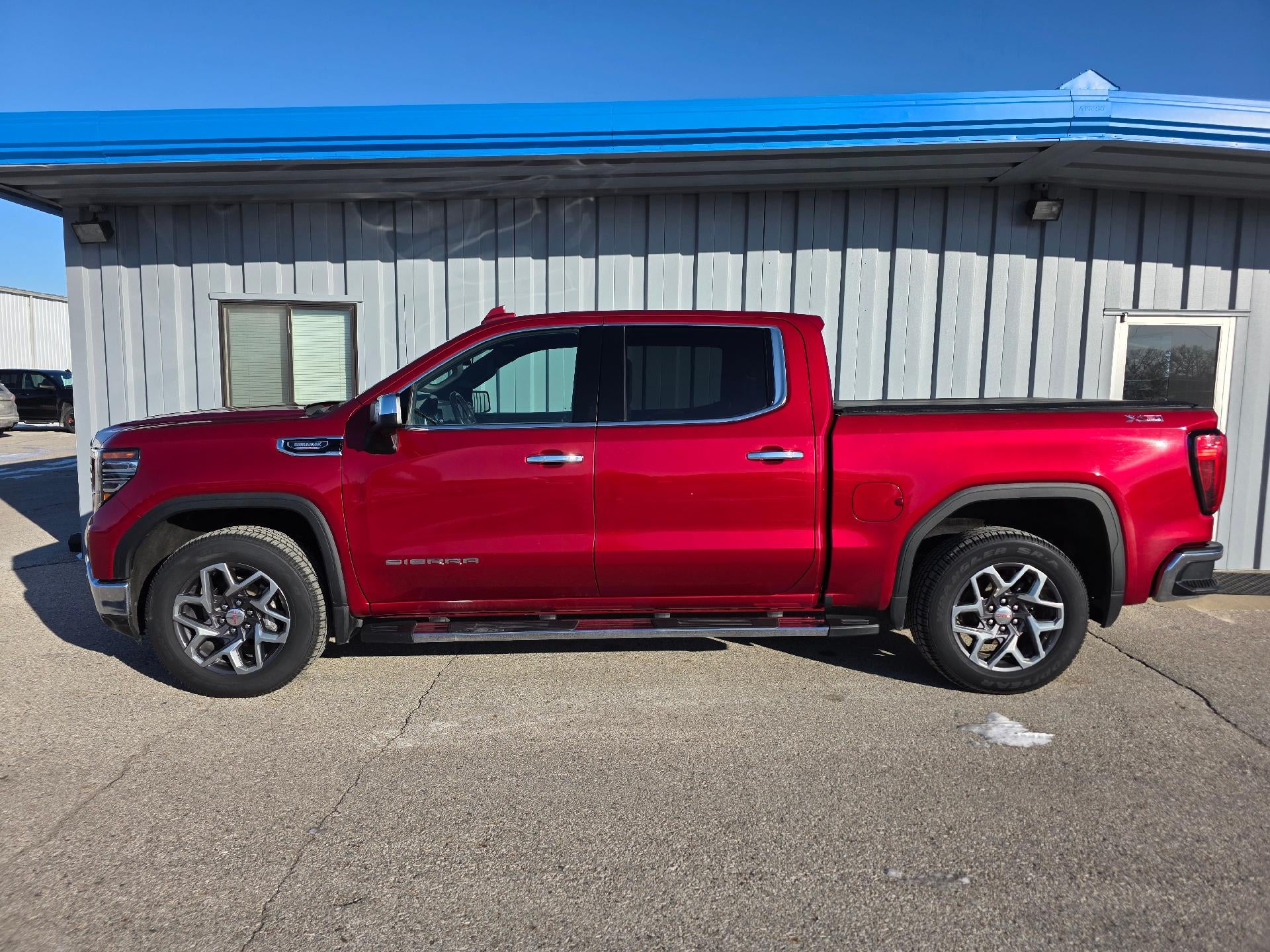 2023 GMC Sierra 1500 SLT