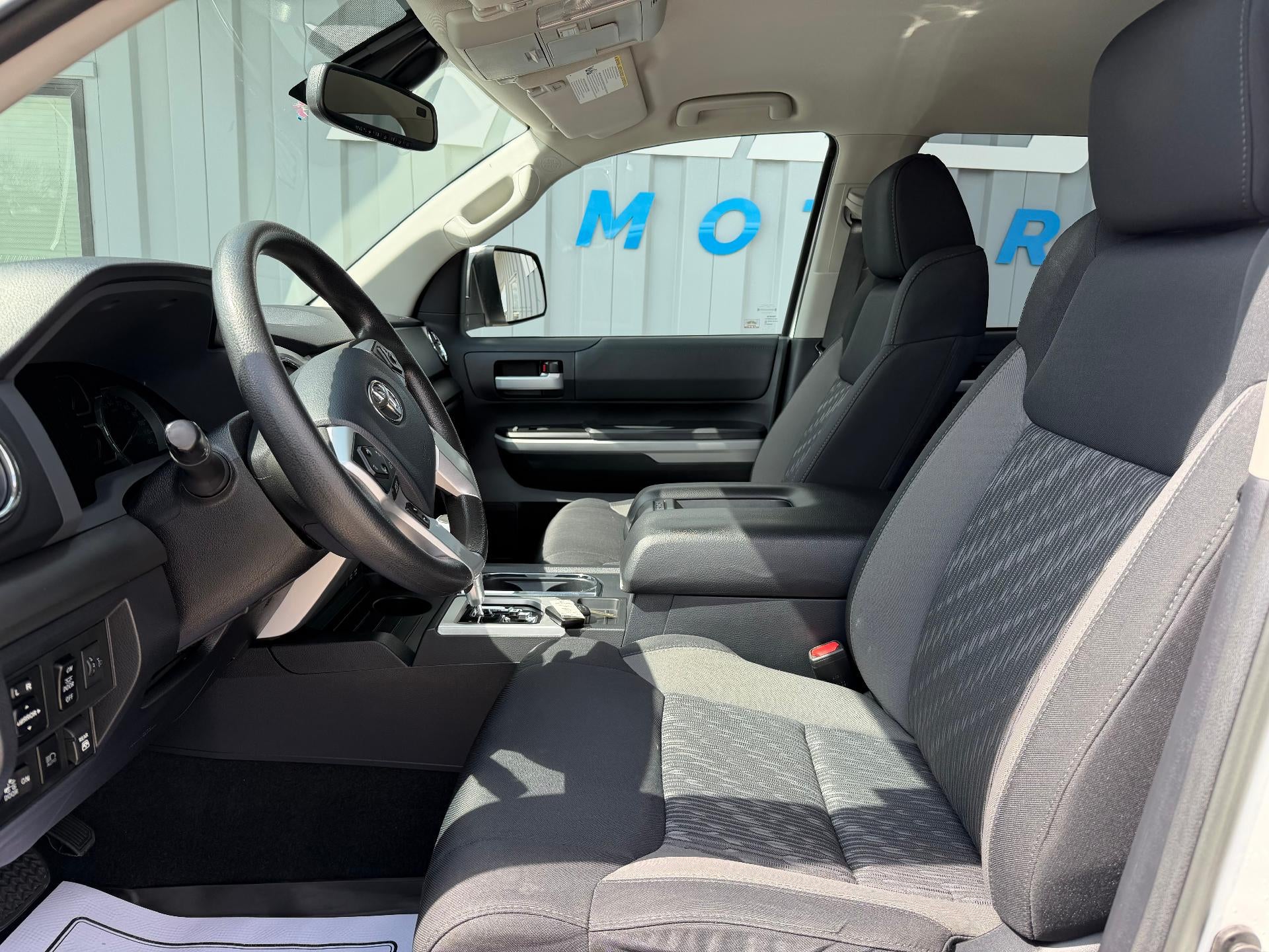2020 Toyota Tundra 4WD SR5